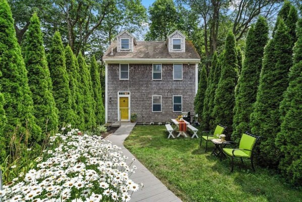 Gardenstone is your quaint and private getaway surrounded by nature. 