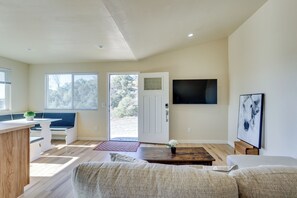Living Area | Flat-Screen TV