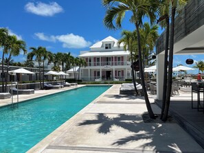 Palm Cay club pool, clubhouse and Pink Octopus restaurant