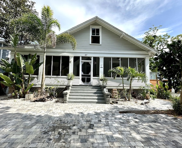 67 Lemon with Screened Porch and Paver Parking