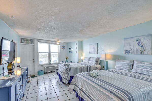 Daytona Beach Vacation Rental | Studio | 1BA | 343 Sq Ft | Step-Free Access