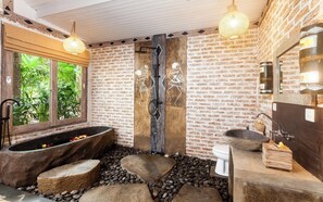 Bubbelpool inomhus