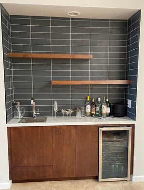 Wet bar