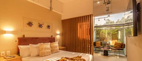 El mobiliario, la decoración y los servicios pueden variar ligeramente