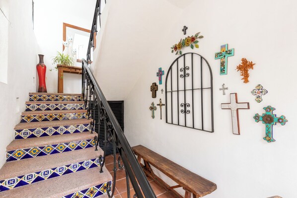House - Image 2