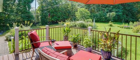 Staatsburg Vacation Rental | Studio | 1BA | 511 Sq Ft | Step-Free Access