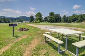 Outdoor Space | Picnic Table | Charcoal Grill | Fire Pit