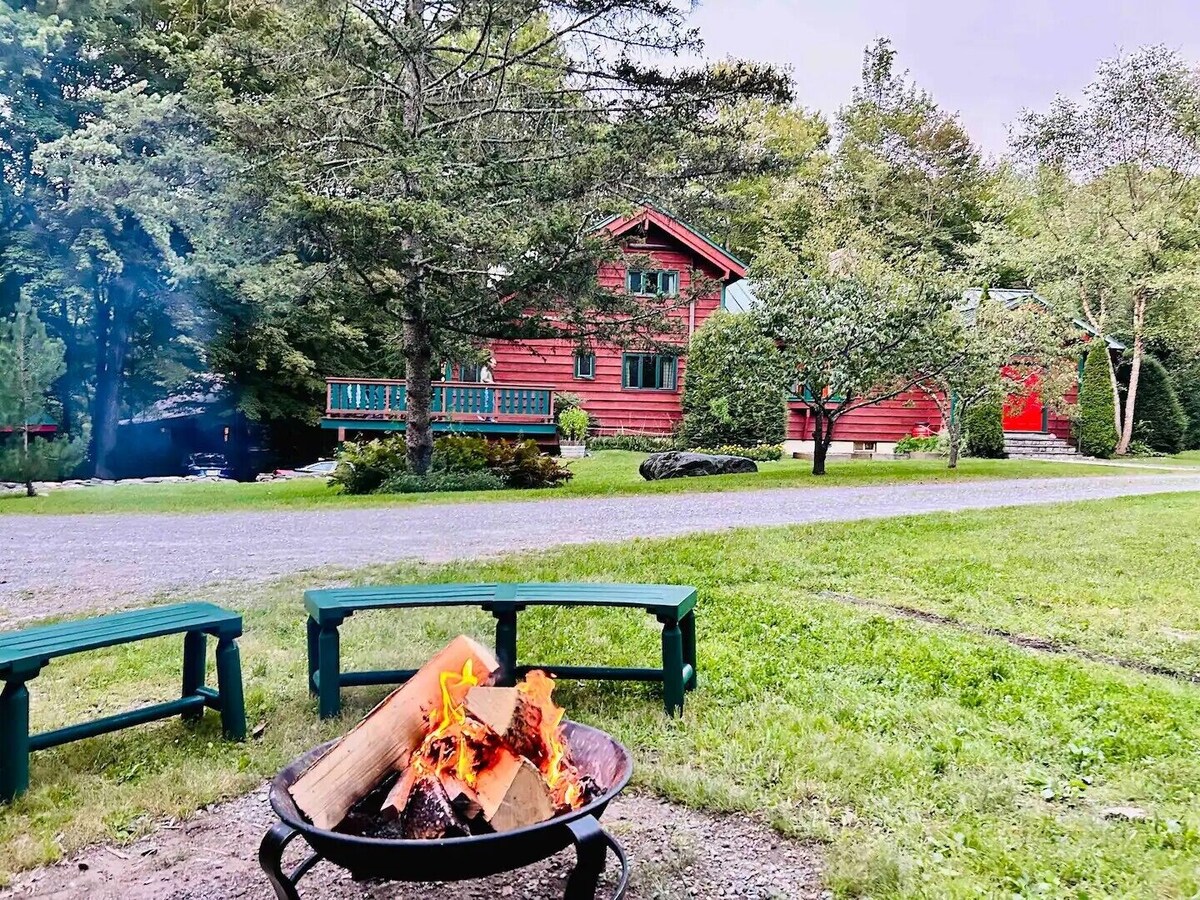 3/3 Chalet on 1 Acre – Manchester/Stratton/VSF