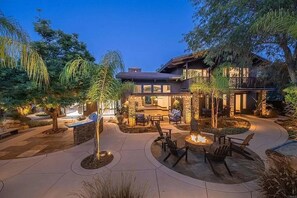 Boundless Backyard Oasis