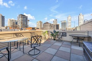 Common area rooftop deck with views