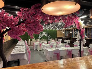 Banquet hall