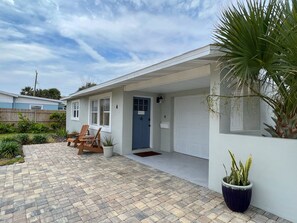 Front door entrance 