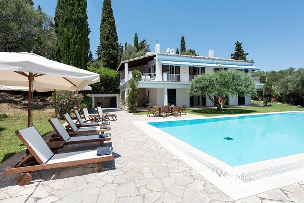Elegant Corfu Villa | 4 Bedrooms | Villa Aquila | Serene Nature Retreat | Spectacular Views