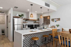 Our fully equipped kitchen has everything you need to prepare some delicious homemade meals that will make you enjoy your stay more.