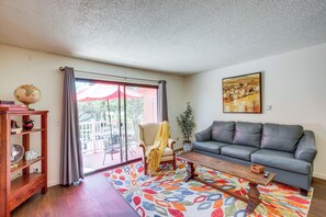Living Room | Full Sleeper Sofa | Smart TV | Board Games