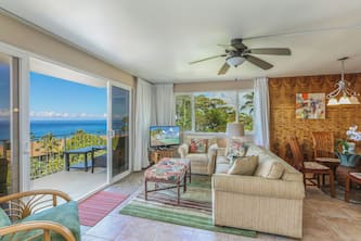 Relaxing haven, ocean view in the heart of sunny Poipu, Sunset Kahili 408