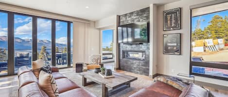 Living Area, Baldy Basecamp, Breckenridge Vacation Rental