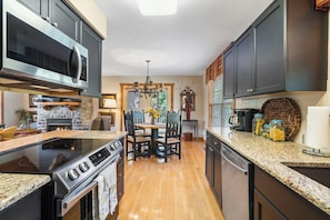 Fully furnished and equipped kitchen