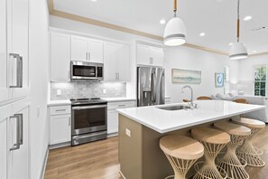 23-Azure-30A-1-101-Kitchen-Alt