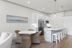 23-Azure-30A-2-202-Dining