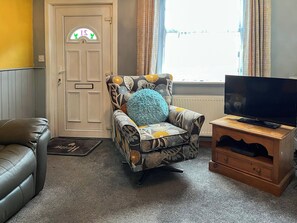 Living room | Regent House, Leek