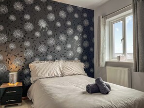 Double bedroom | Regent House, Leek