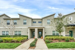 790PebblebeachDr,ChampionsGate_01