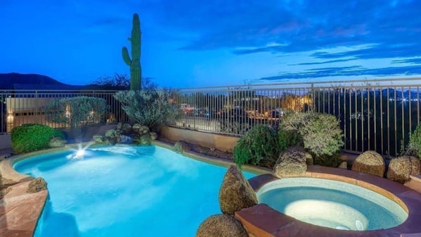 Luxury Home with Views in Mcdowell Mountain Ranch