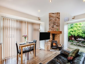 Open plan living space | Littlemoor Barn - Cloughton Barns, Cloughton, near Scarborough