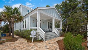 SGSER Exterior