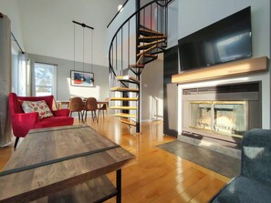 Living room with fireplace