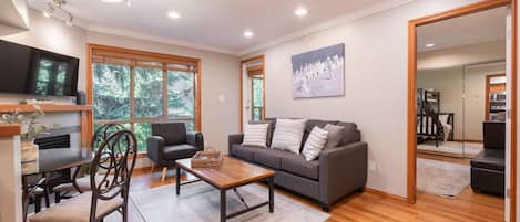 Living area: Queen sofa bed