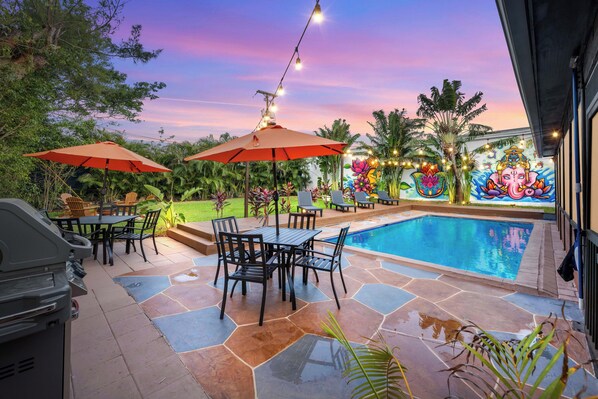 Pool