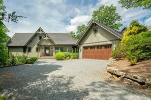 Front Exterior and Garage