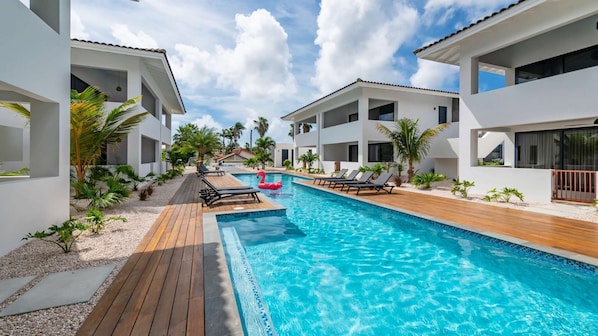 Pool-side Luxury Apartment for Rent in Curacao, photo 1