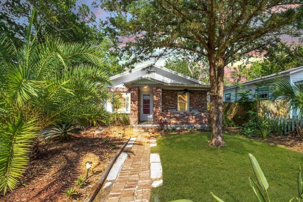 Historic Home known as the Twine House