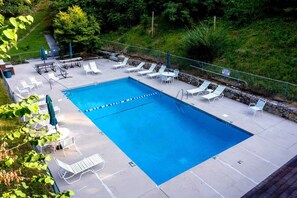 Community Pool open Memorial Day to Labor Day