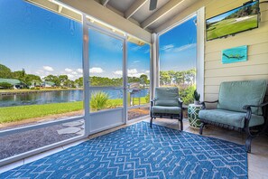 Screened in Patio