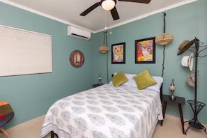 Master bedroom with 1 double bed