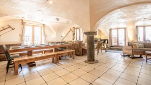 Chez Léon 73G71259 - CHAMPAGNY EN VANOISE - Espace de vie (50 m2)