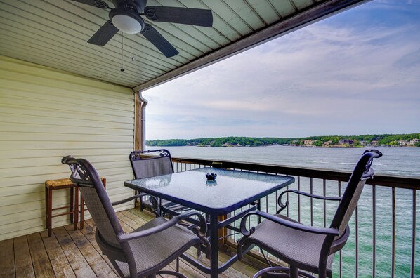 Osage Beach Vacation Rental | 2BR | 2BA | Stairs Required | 980 Sq Ft