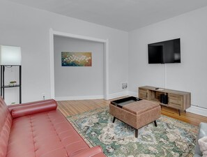 Smart TV 50" to stream your channels