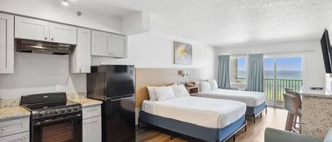 Unit with 2 Queen size beds