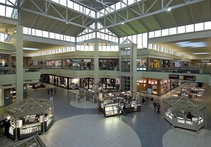 Greenbriar Mall