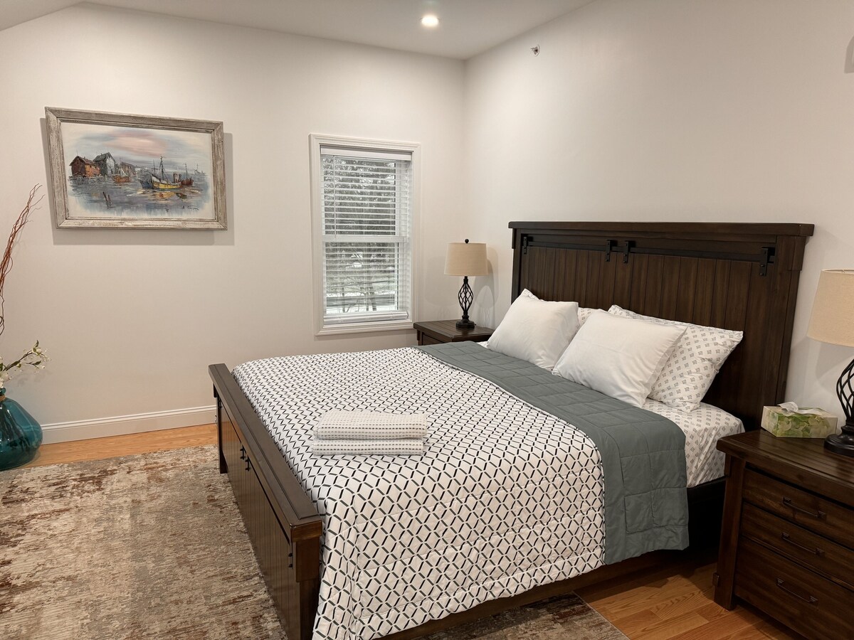Luxury and Modern Apt near Mall/ Hospital