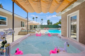 Spa side or pool side-you have your pick!