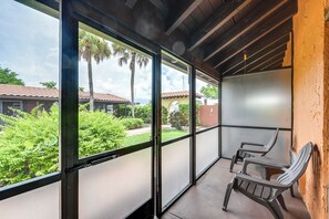 Screened Patio