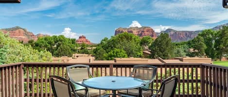 Soak up Panoramic Views of Sedona from Running Springs