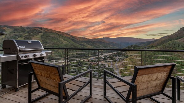 Main level deck with amazing Vail Valley views
