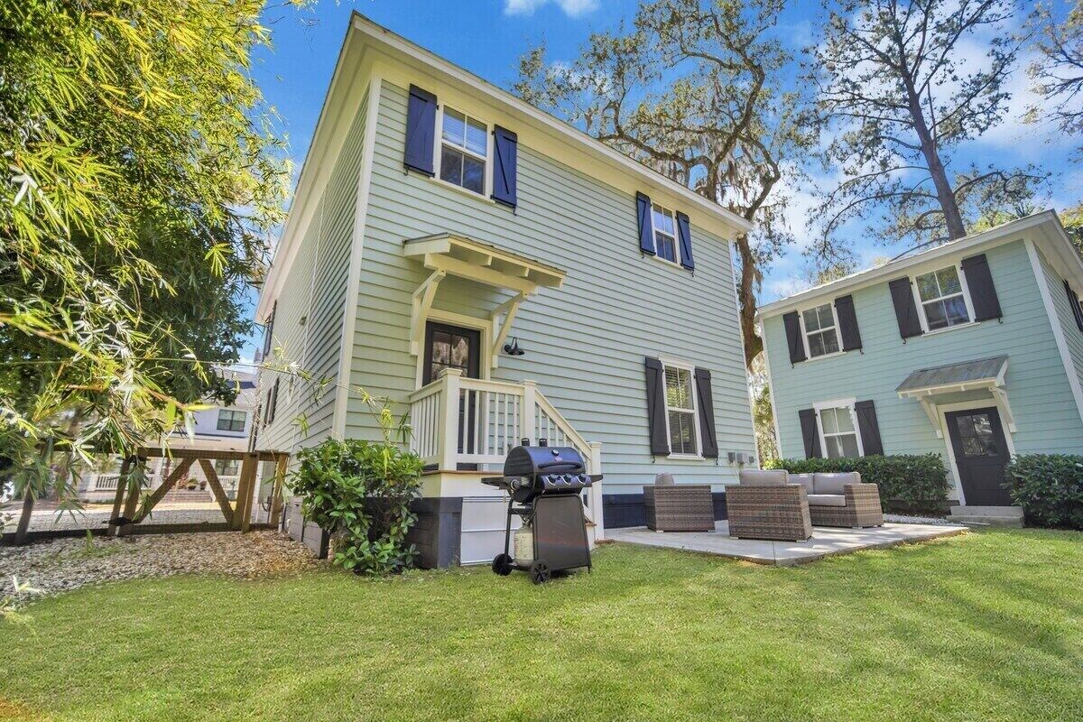 Bluffton Village Home-4BR Heart of Old Town Luxury